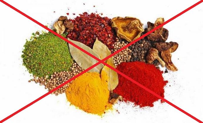 Sa kaso sa cervical osteochondrosis, kinahanglan nga likayan ang paggamit sa mga halang nga panimpla.